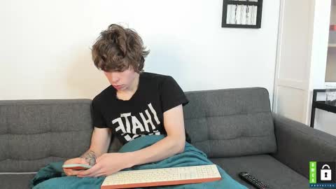 Snapshot of yen2025 chatting on October 2025 07:40:02 AM Yen online show from October 2025 07:40:02 AM