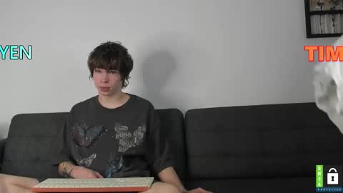 Snapshot of yen2025 chatting on October 2025 10:06:01 AM Yen online show from October 2025 10:06:01 AM