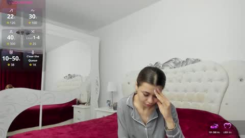 yennefer13 online show from February 2026 09:44:01 PM