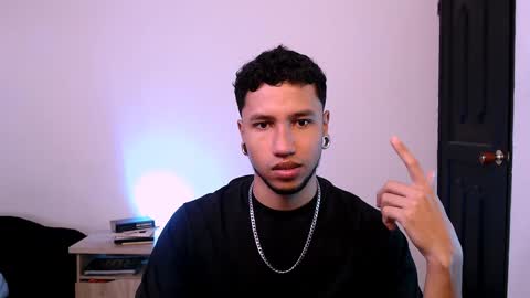 Snapshot of yerfon_s1 chatting on January 2025 04:45:01 PM Yeff ind. model online show from January 2025 04:45:01 PM