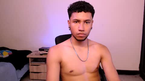 Snapshot of yerfon_s1 chatting on January 2025 04:27:01 AM Yeff ind. model online show from January 2025 04:27:01 AM