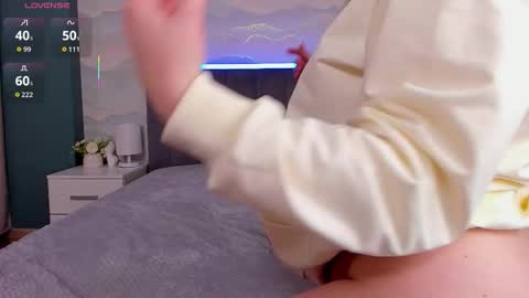 Snapshot of yes_ready chatting on October 2025 10:30:01 PM eva online show from October 2025 10:30:01 PM