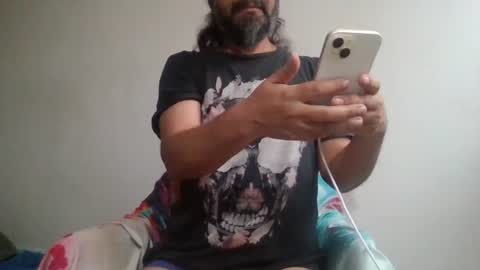 Snapshot of yeshuaaa999 chatting on January 2025 04:05:01 PM yeshuaaa999 online show from January 2025 04:05:01 PM