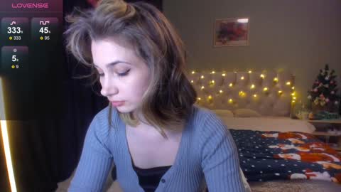 Sofie online show from December 2024 01:32:01 PM