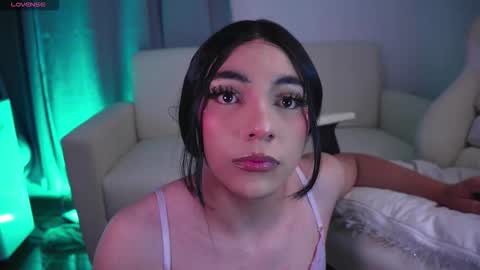 Snapshot of yess__daddy_ chatting on October 2025 04:00:01 PM sofia online show from October 2025 04:00:01 PM