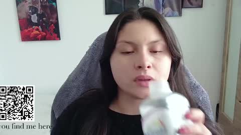 yessica_gomez01 online show from March 2026 07:35:01 PM