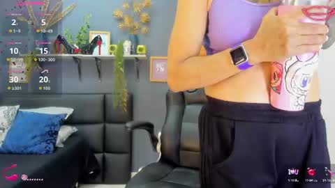 Snapshot of yessika_parker chatting on July 2026 08:52:02 AM yessika_parker online show from July 2026 08:52:02 AM