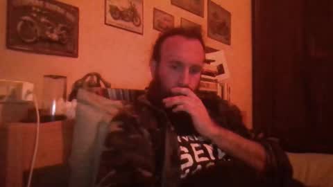 yeti_92 online show from January 2026 06:13:01 PM