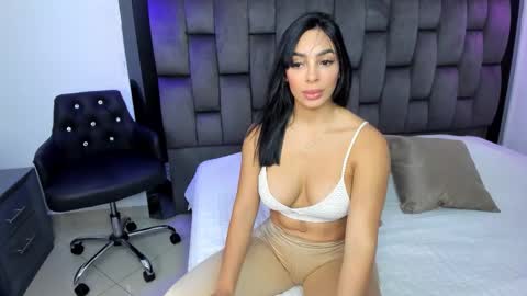 Snapshot of yikaalves chatting on November 2025 10:21:02 PM Yika Alves online show from November 2025 10:21:02 PM