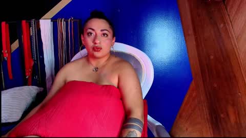 yingandyangg online show from February 2026 06:26:01 AM