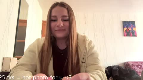 Snapshot of yingchamberlin chatting on April 2026 01:17:02 PM Eva online show from April 2026 01:17:02 PM