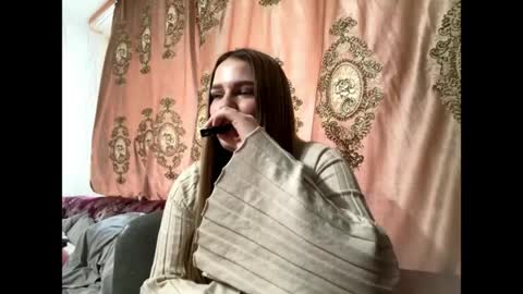 Snapshot of yingchamberlin chatting on April 2026 02:07:02 PM Eva online show from April 2026 02:07:02 PM