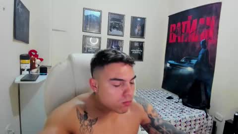 Snapshot of yker18 chatting on March 2026 09:30:02 PM yker online show from March 2026 09:30:02 PM