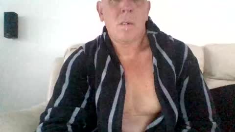 ykk769 online show from September 2025 06:15:02 AM