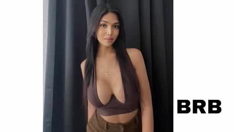 ylonagrae online show from December 2025 11:11:01 PM