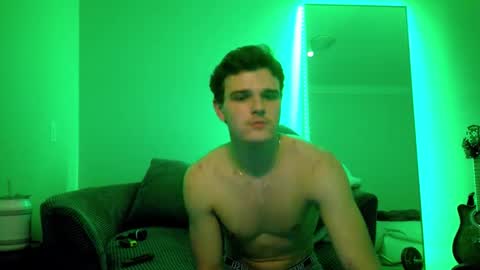 yngdesire1 online show from December 2025 08:00:02 AM