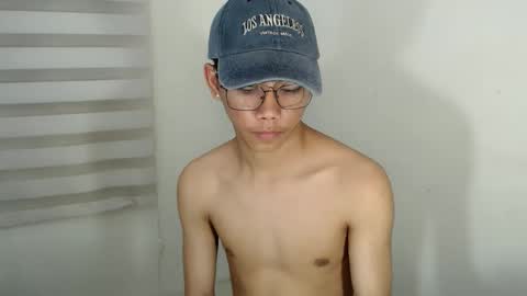 Snapshot of ynotyu chatting on October 2025 06:03:02 AM ynotyu online show from October 2025 06:03:02 AM