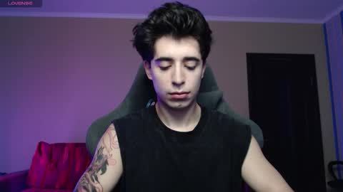 yofukashi online show from December 2025 05:15:02 AM