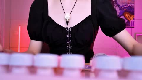 Snapshot of yoka_paradoxxx chatting on December 2025 05:12:02 AM yoka_paradoxxx online show from December 2025 05:12:02 AM