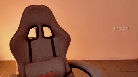 Snapshot of yoka_paradoxxx chatting on February 2026 09:05:02 AM yoka_paradoxxx online show from February 2026 09:05:02 AM