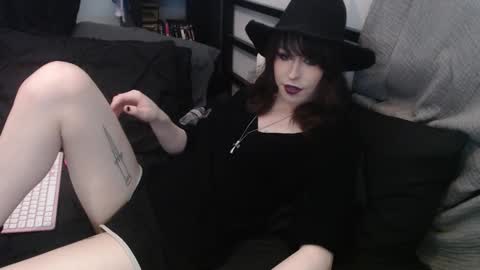 Snapshot of yokaigirl chatting on November 2025 09:48:01 PM Yokai Girl online show from November 2025 09:48:01 PM