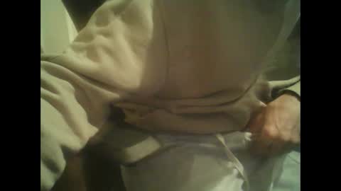 Snapshot of yokaxondoo chatting on December 2024 05:37:01 AM yokaxondoo online show from December 2024 05:37:01 AM