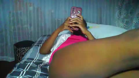 yolandrina90 online show from October 2025 07:13:02 PM
