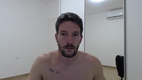 Snapshot of yone23 chatting on March 2025 04:33:02 PM yone23 online show from March 2025 04:33:02 PM