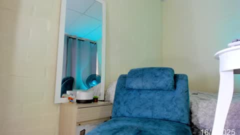 yonier_maru online show from January 2025 08:25:02 PM