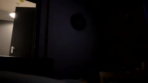 Snapshot of yonise909383 chatting on December 2025 05:02:01 AM yonise909383 online show from December 2025 05:02:01 AM