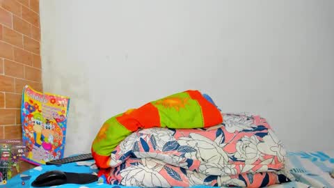 yonnsol_avril online show from December 2024 03:02:02 AM