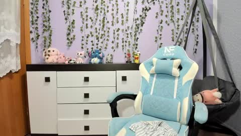 yoonhee_ki online show from March 2026 06:02:02 PM