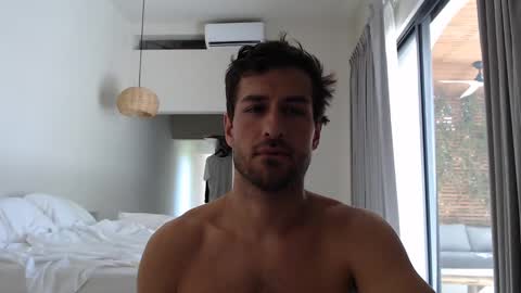 Yoooups online show from October 2025 07:12:01 PM