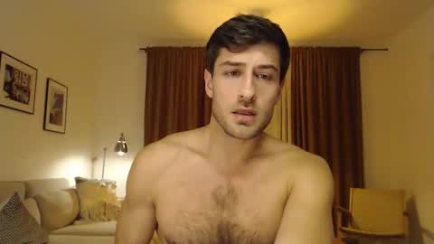 Yoooups online show from December 2025 08:57:01 PM