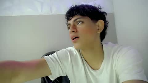 Snapshot of yosepp_cum chatting on May 2026 04:06:02 AM YOSEP online show from May 2026 04:06:02 AM
