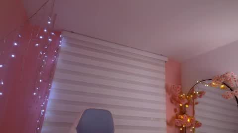 Snapshot of yosoykore_ chatting on May 2026 01:55:01 AM Kore online show from May 2026 01:55:01 AM
