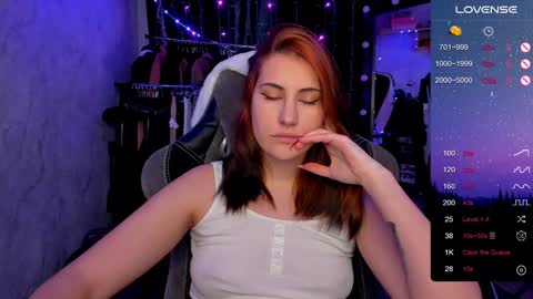 Snapshot of you_lika chatting on December 2024 04:21:01 AM Lika online show from December 2024 04:21:01 AM