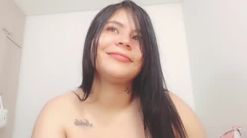 Snapshot of you_little_pervert chatting on January 2025 07:05:01 AM Little Pervert  online show from January 2025 07:05:01 AM