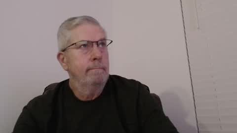 Snapshot of yougogirl_3 chatting on January 2025 03:48:01 AM Colorado Guy Straight online show from January 2025 03:48:01 AM