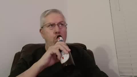 Snapshot of yougogirl_3 chatting on January 2025 04:15:02 AM Colorado Guy Straight online show from January 2025 04:15:02 AM