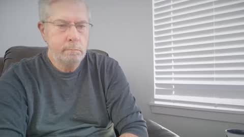 Snapshot of yougogirl_3 chatting on February 2025 06:26:02 PM Colorado Guy Straight online show from February 2025 06:26:02 PM