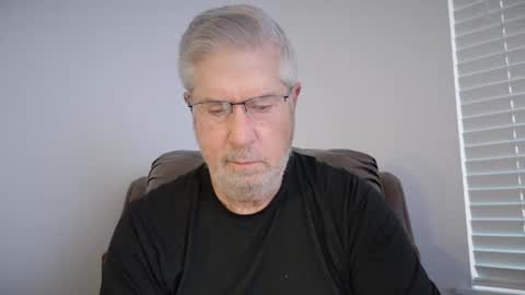 Snapshot of yougogirl_3 chatting on February 2025 01:50:02 PM Colorado Guy Straight online show from February 2025 01:50:02 PM