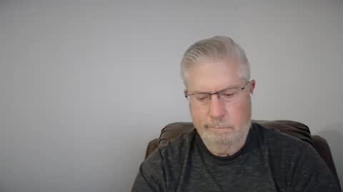 Snapshot of yougogirl_3 chatting on March 2025 04:28:01 AM Colorado Guy Straight online show from March 2025 04:28:01 AM