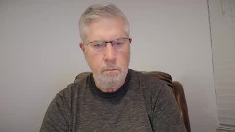 Snapshot of yougogirl_3 chatting on March 2025 03:41:01 AM Colorado Guy Straight online show from March 2025 03:41:01 AM