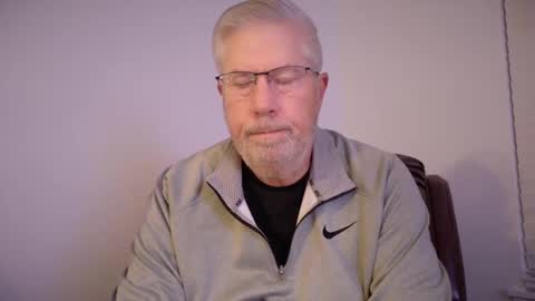 Snapshot of yougogirl_3 chatting on March 2025 12:01:02 PM Colorado Guy Straight online show from March 2025 12:01:02 PM