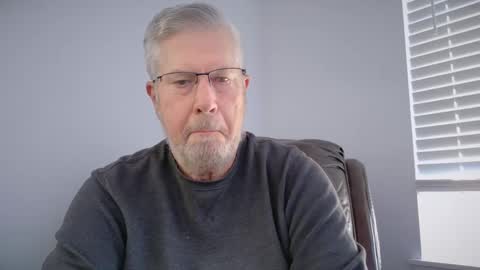 Snapshot of yougogirl_3 chatting on March 2025 06:58:02 PM Colorado Guy Straight online show from March 2025 06:58:02 PM