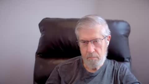 Snapshot of yougogirl_3 chatting on September 2025 08:08:01 PM Colorado Guy Straight online show from September 2025 08:08:01 PM