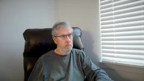 Snapshot of yougogirl_3 chatting on September 2025 01:02:02 PM Colorado Guy Straight online show from September 2025 01:02:02 PM