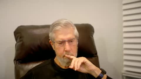 Snapshot of yougogirl_3 chatting on September 2025 04:27:01 AM Colorado Guy Straight online show from September 2025 04:27:01 AM