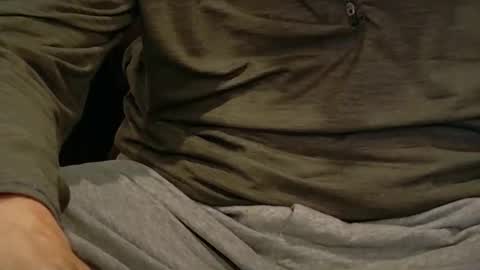 Snapshot of yougogirl_3 chatting on November 2025 05:06:01 AM Colorado Guy Straight online show from November 2025 05:06:01 AM